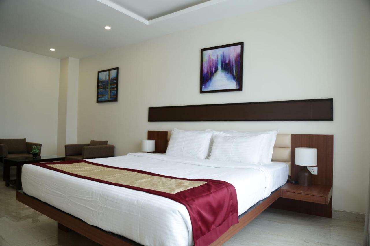 Prism A Boutique Hotel Jorhāt المظهر الخارجي الصورة