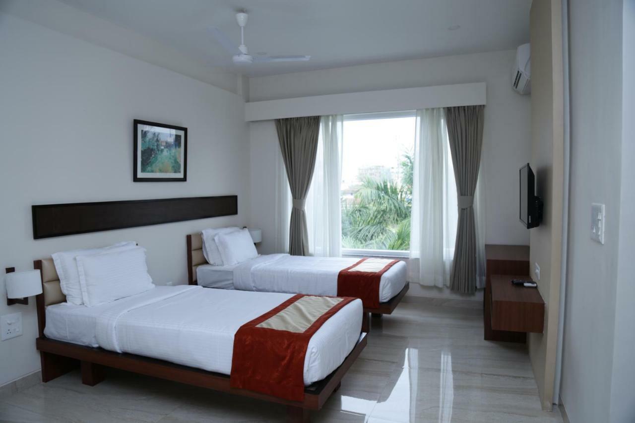 Prism A Boutique Hotel Jorhāt المظهر الخارجي الصورة