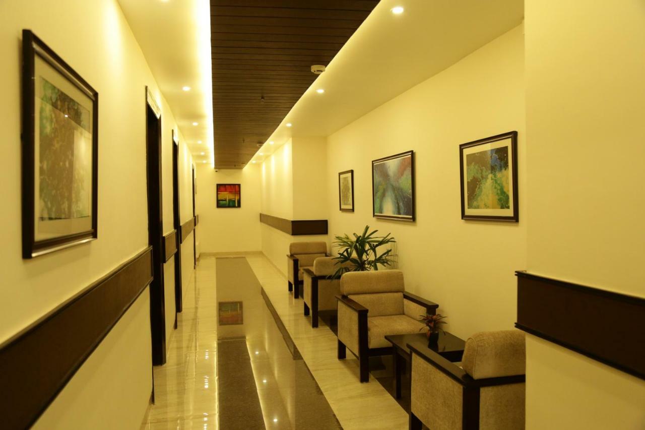 Prism A Boutique Hotel Jorhāt المظهر الخارجي الصورة